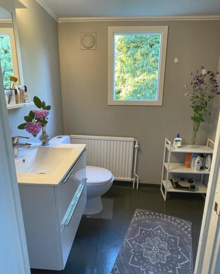 Mysig Stuga Naera Aestad Vingard & Spa Luaran gambar